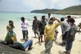 Aa-Okkadu-Working-Stills-14
