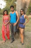 Ayutha-Poratam-movie-working-stills-011