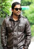 Allu Arjun Stills in Badrinath Movie (5)0006