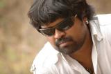 Beebatsam-working-Stills-4