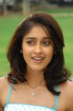 Kick-working-stills024