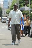 Yuvarajyam-working-Stills-010